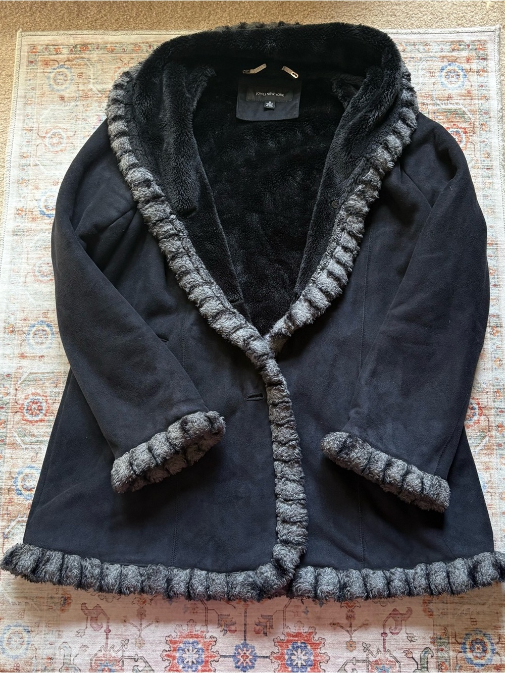 Jones New York Black Teddy Jacket with Gray Faux-Fur Trim